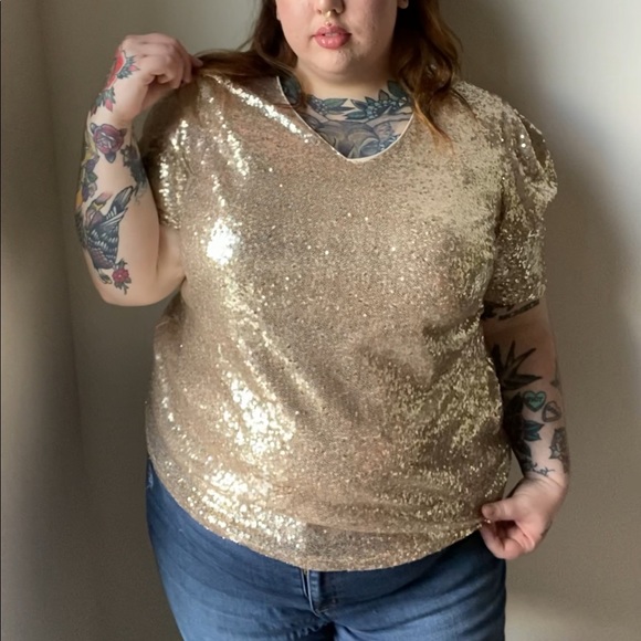 Champagne Sequin Plus Top - Picture 4 of 4